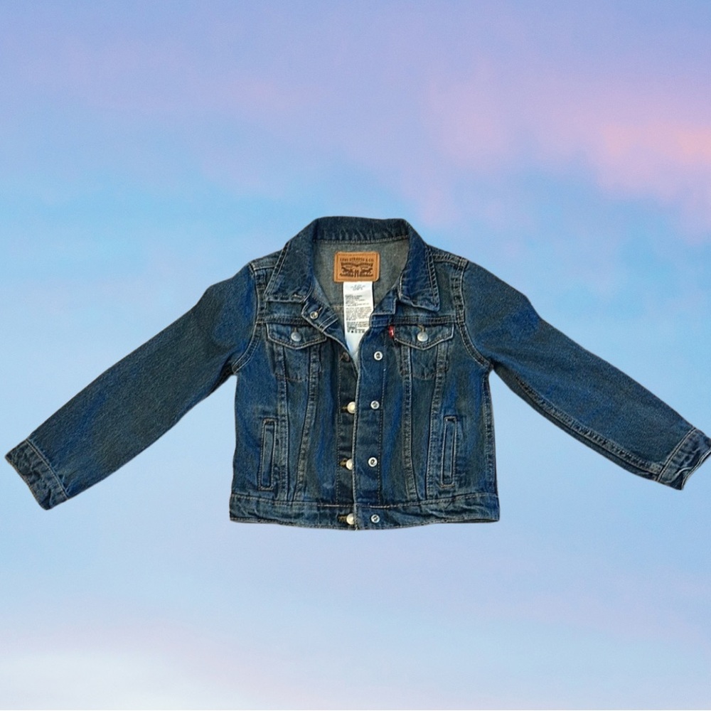 Kids Levi’s Denim Jacket Medium Blue Wash Size 6X